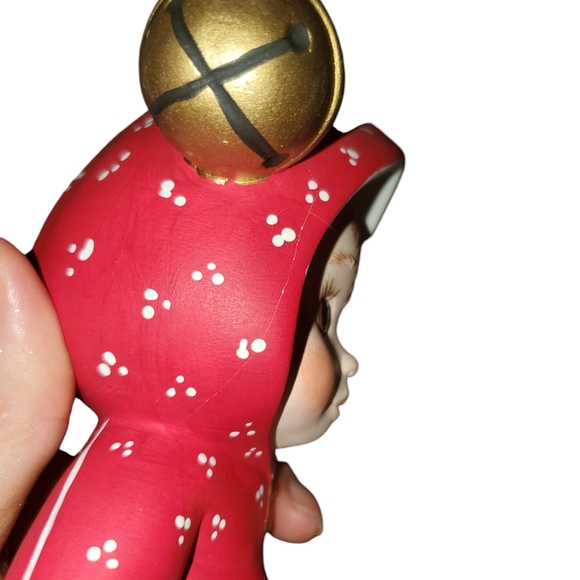 Large ceramic figurines set -holiday children on toboggan - Picture 10 of 14